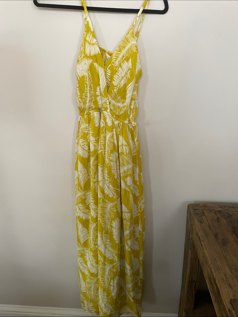 Yellow Leaf-Print Spaghetti Strap Maxi Dress